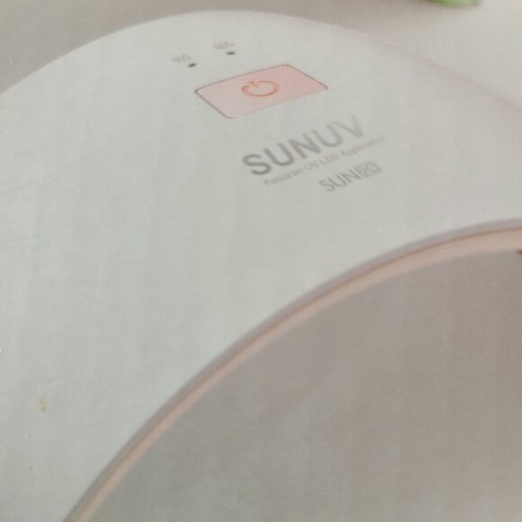 SUNVU  SUNSHINE  NAILS -2 - 1 LED/UV LAMP - SUN9C- 24 W POWER -GEL CURING (PINK) - Picture 7 of 15